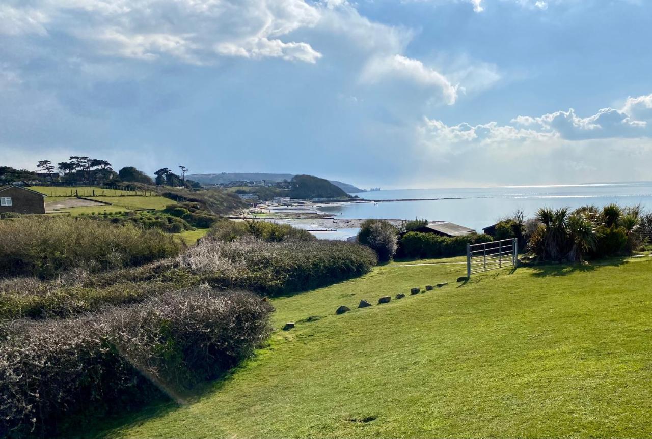 Bayview Self-Catering Coastal Bungalow In Rural West Wight Freshwater Exteriör bild
